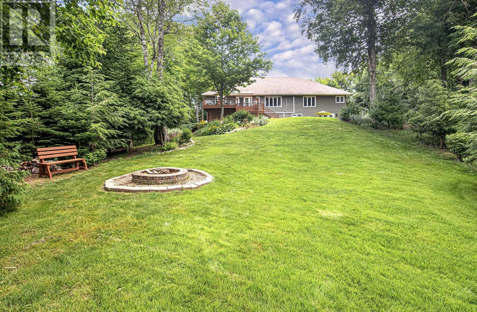 182 Thompson Run Property Photo 41