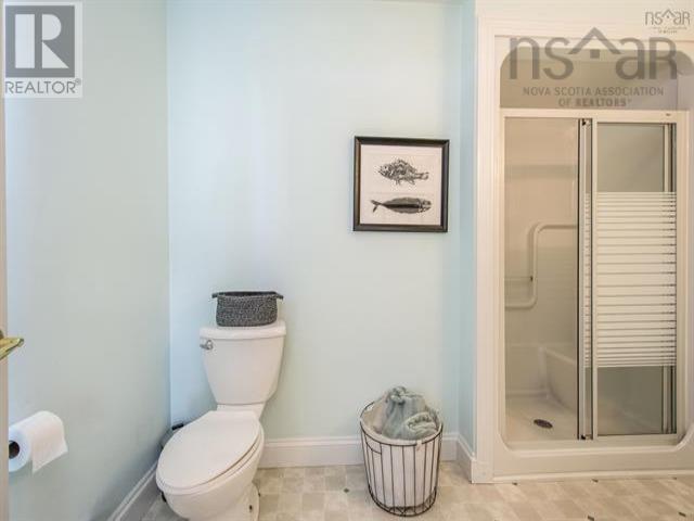 53 King Street Property Photo 17