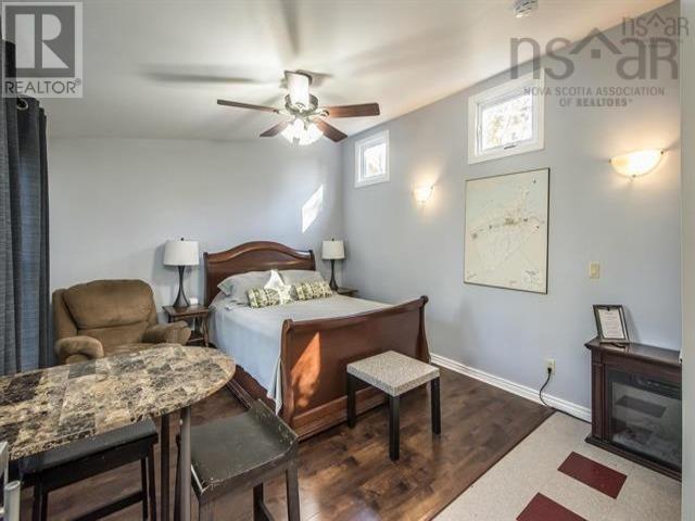 53 King Street Property Photo 20
