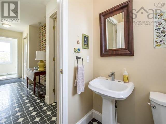 53 King Street Property Photo 21