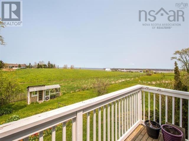 53 King Street Property Photo 28