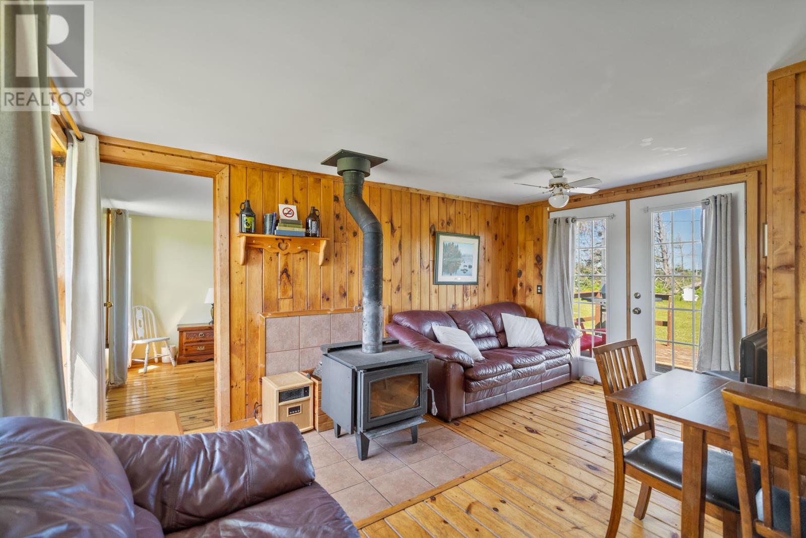 687 Turret Bell Road Property Photo 5