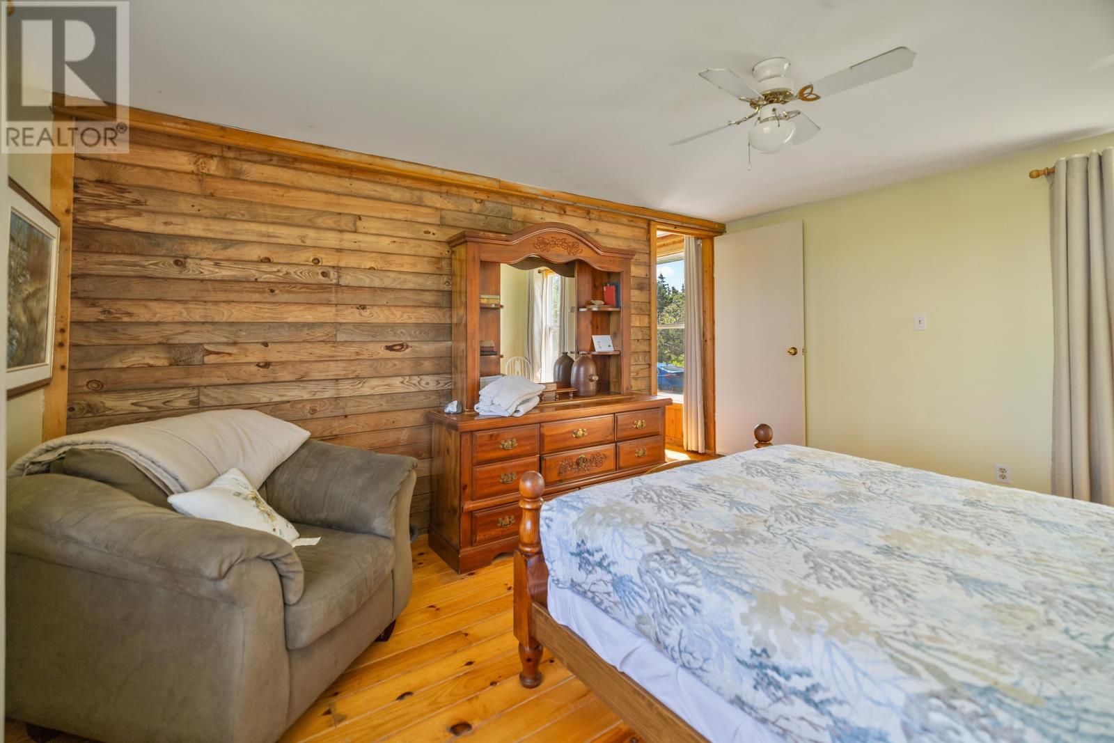 687 Turret Bell Road Property Photo 9