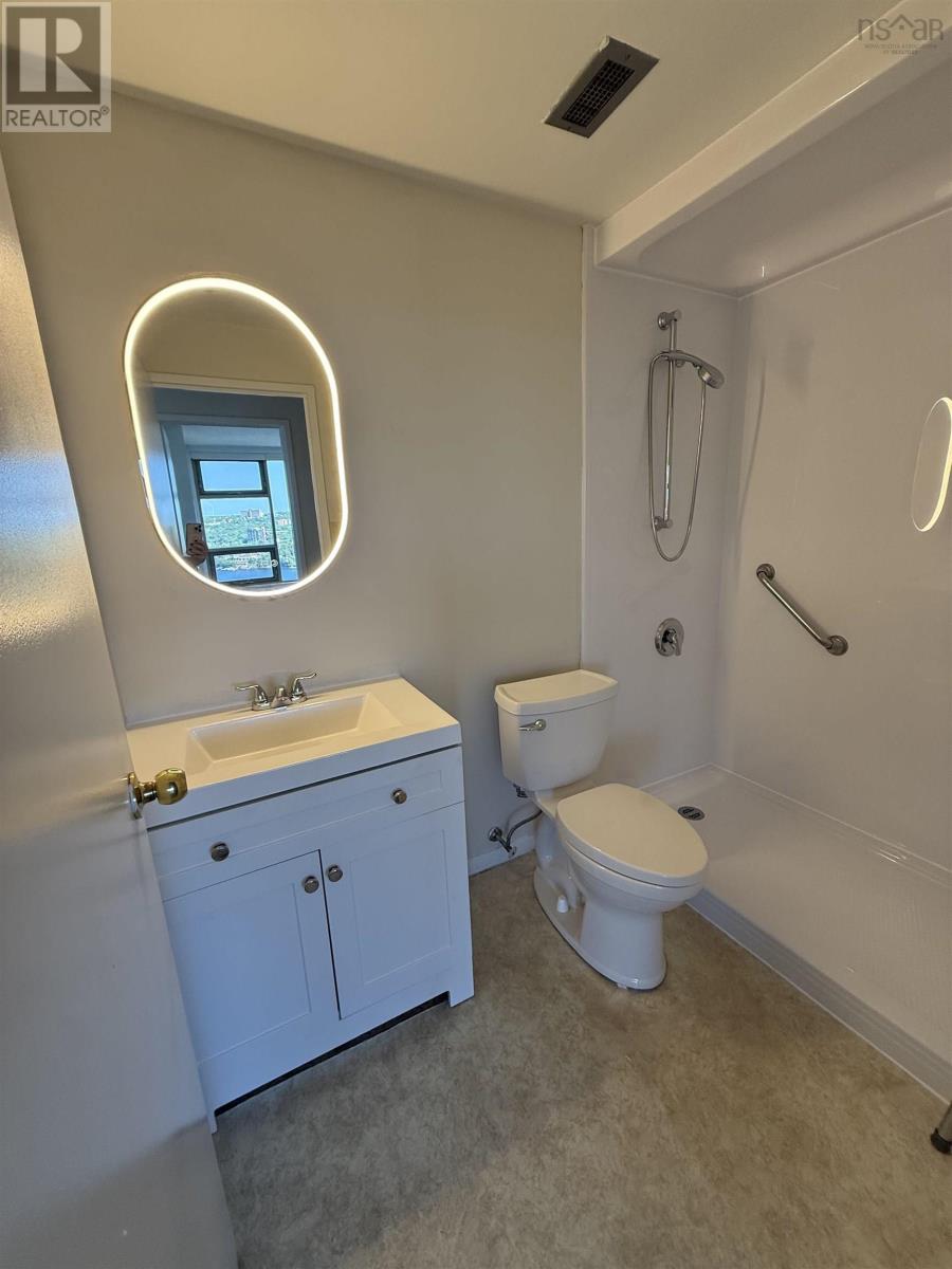 1706 6369 Coburg Road Property Photo 22