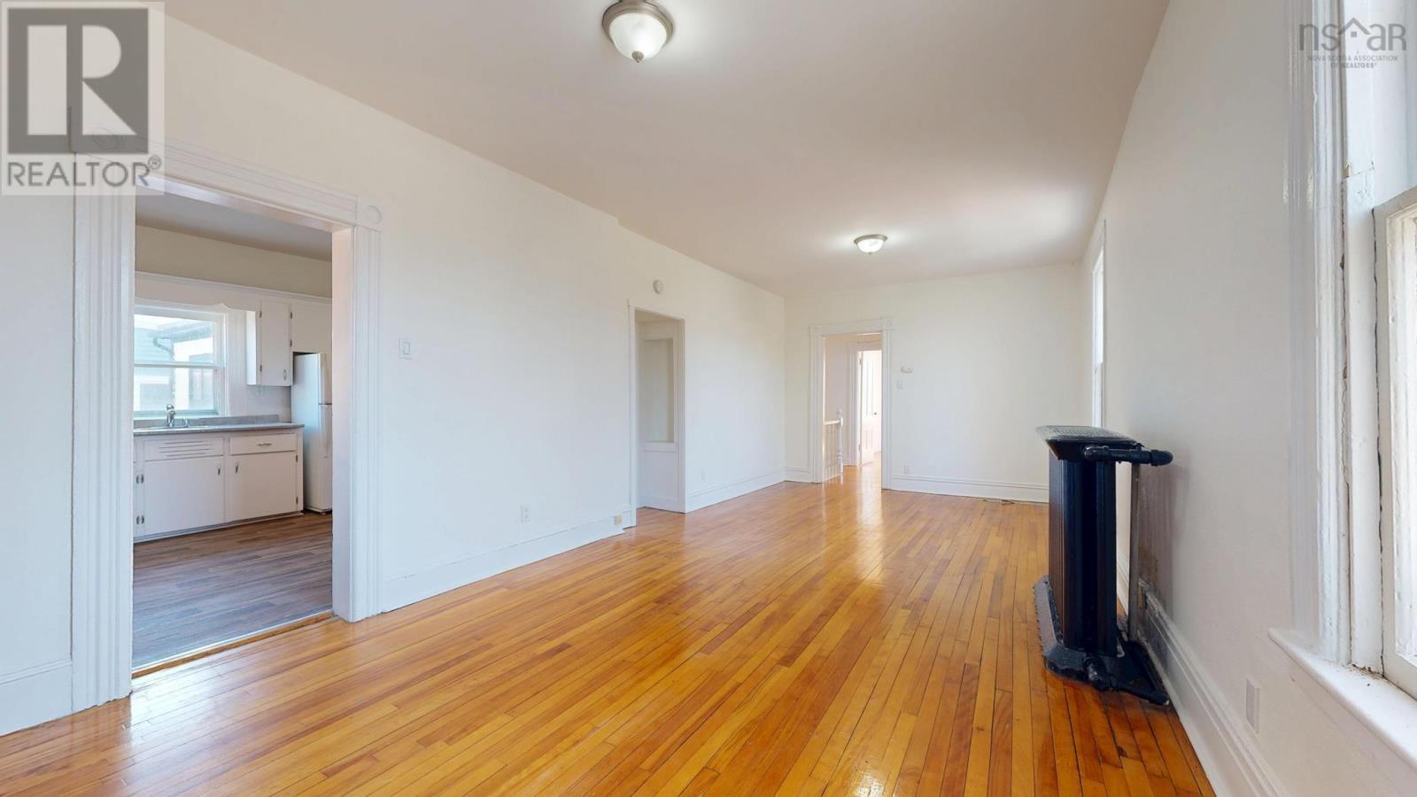 2683-87 Fuller Terrace Property Photo 21