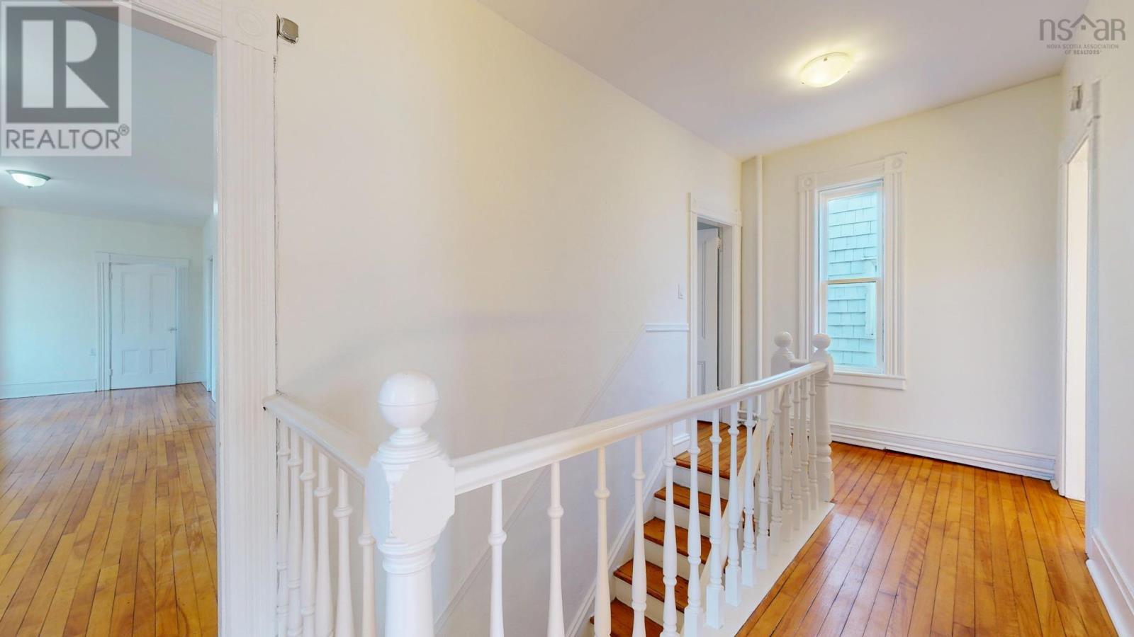 2683-87 Fuller Terrace Property Photo 31