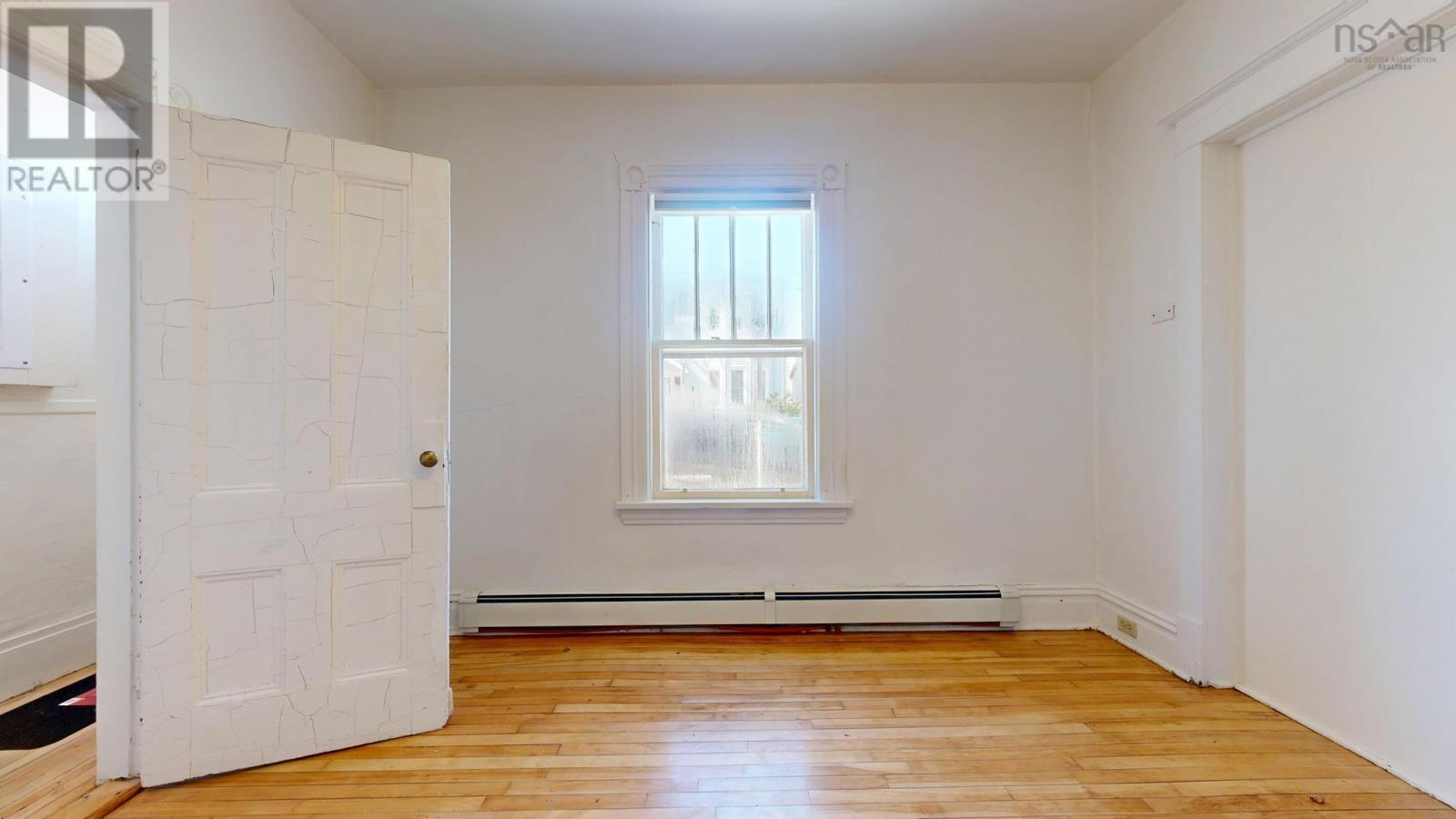 2683-87 Fuller Terrace Property Photo 39