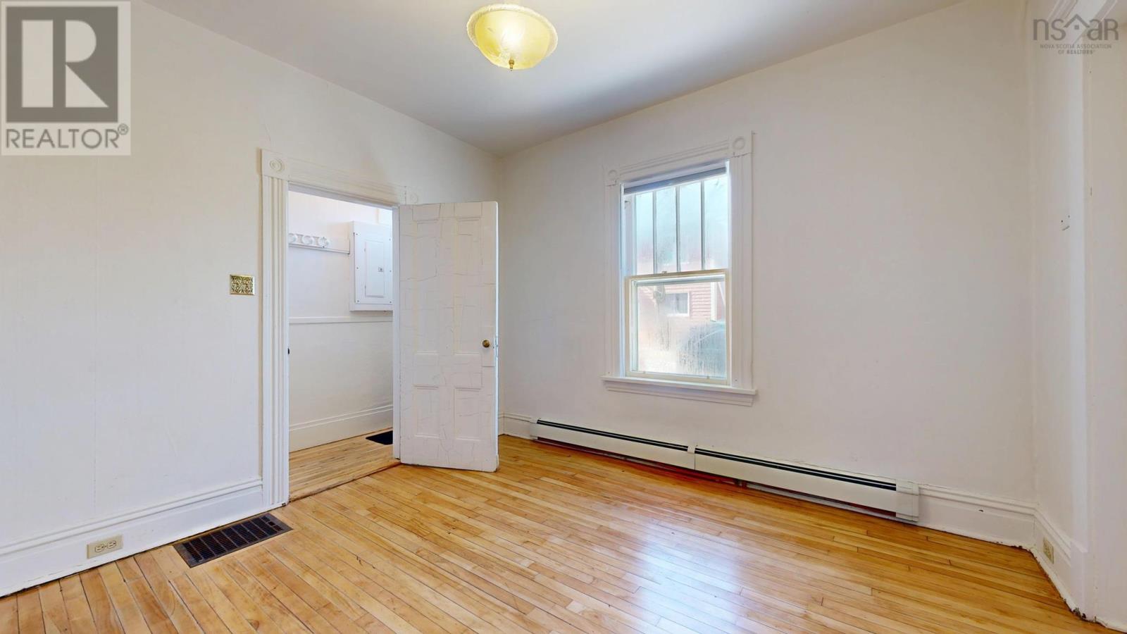 2683-87 Fuller Terrace Property Photo 45