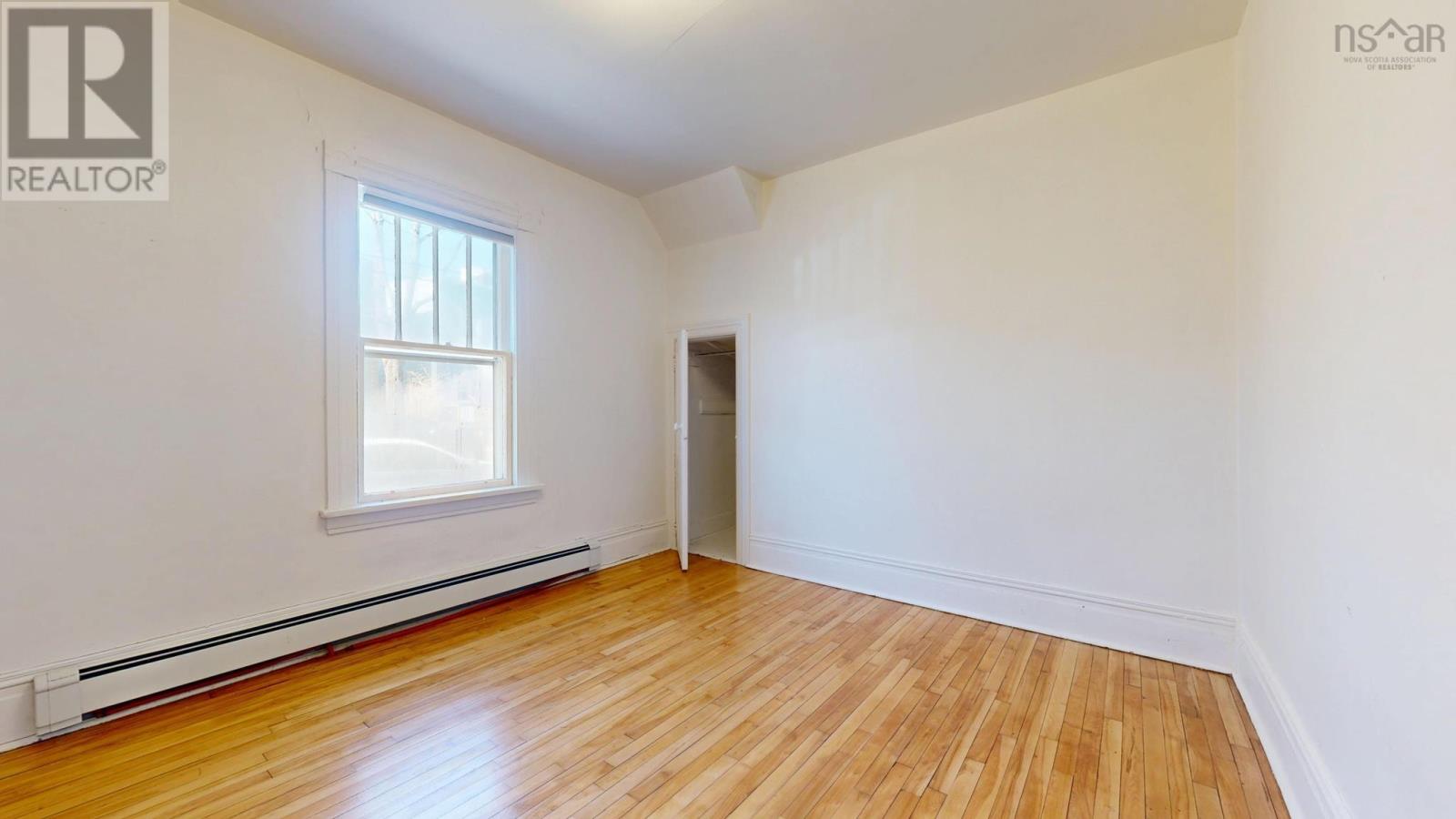 2683-87 Fuller Terrace Property Photo 48