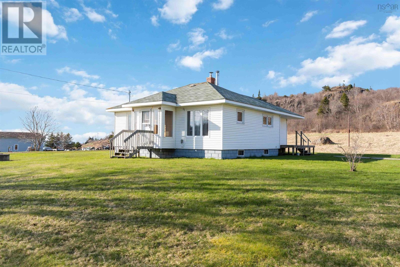 286 Trout Cove Road Property Photo 1