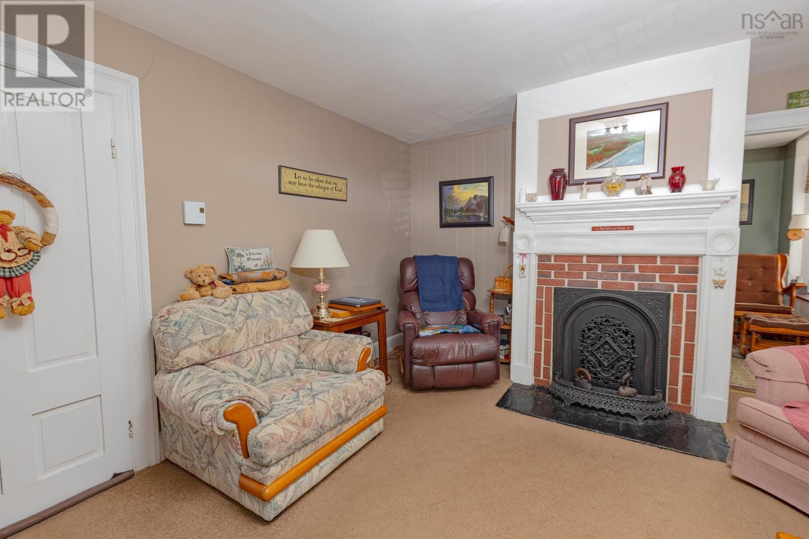 15 John Street Property Photo 8