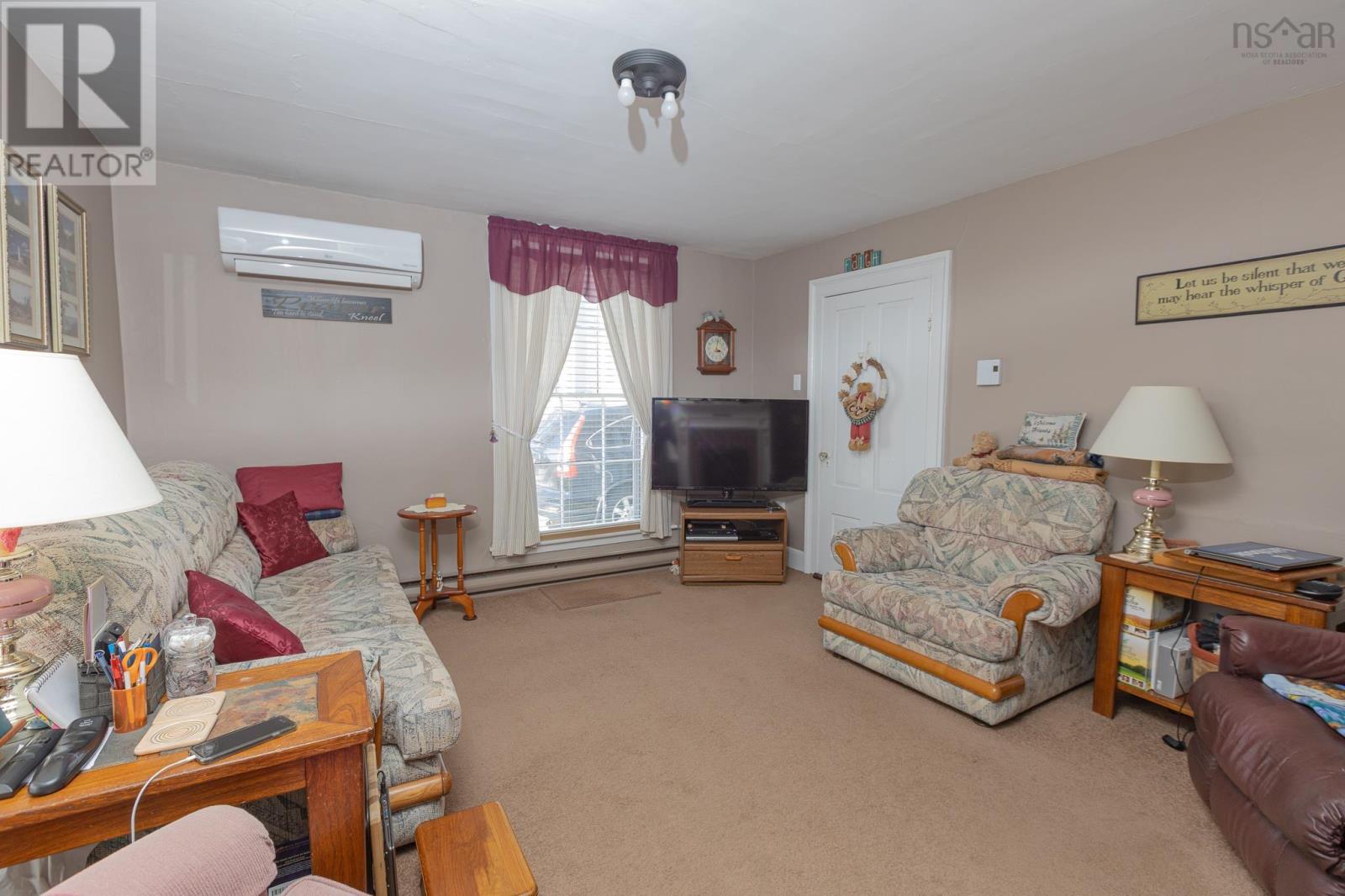 15 John Street Property Photo 9
