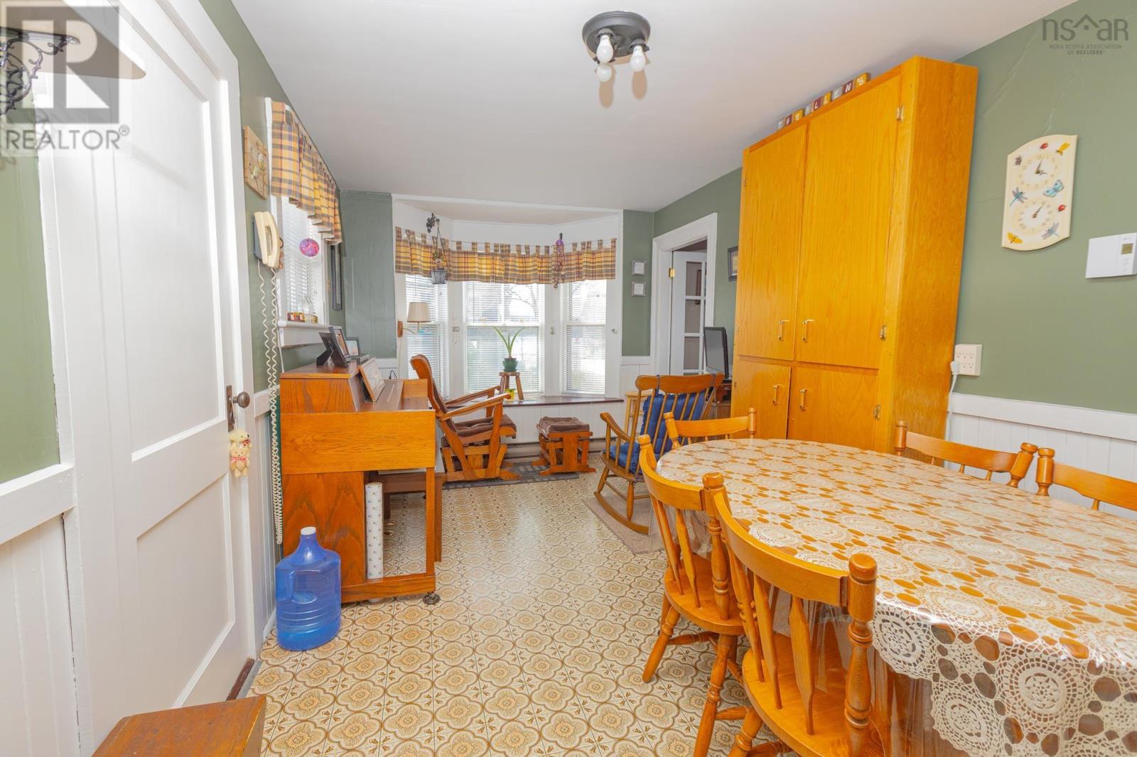 15 John Street Property Photo 10