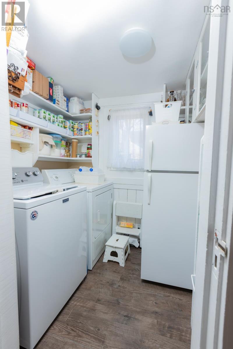 15 John Street Property Photo 12