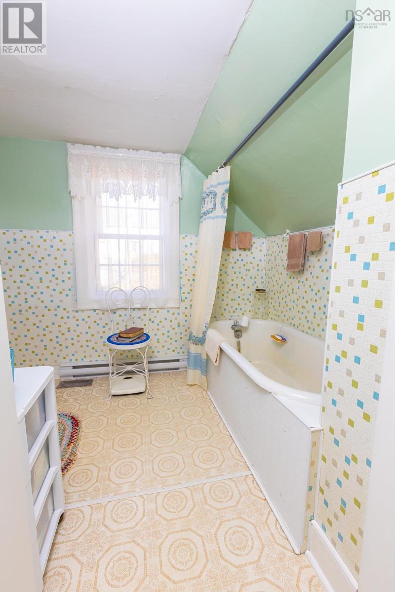 15 John Street Property Photo 26