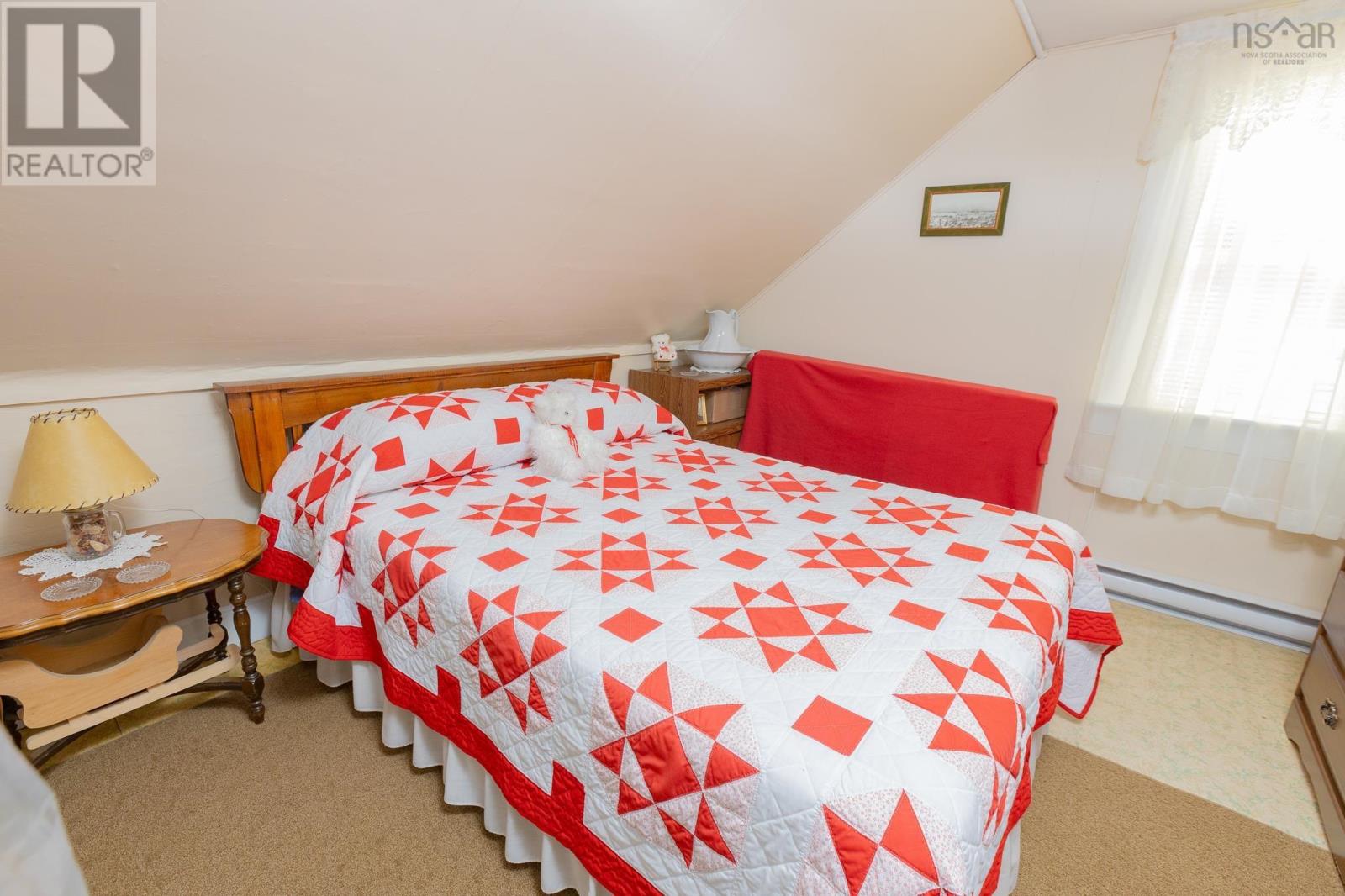 15 John Street Property Photo 27
