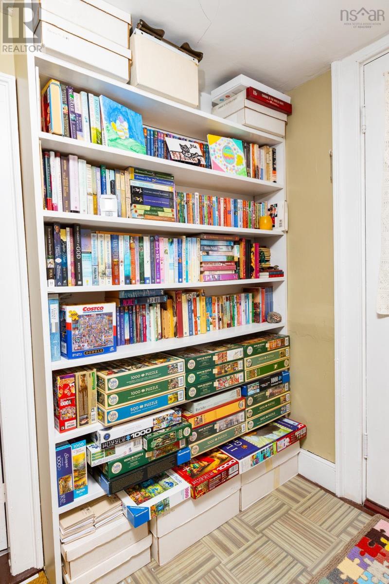 15 John Street Property Photo 35