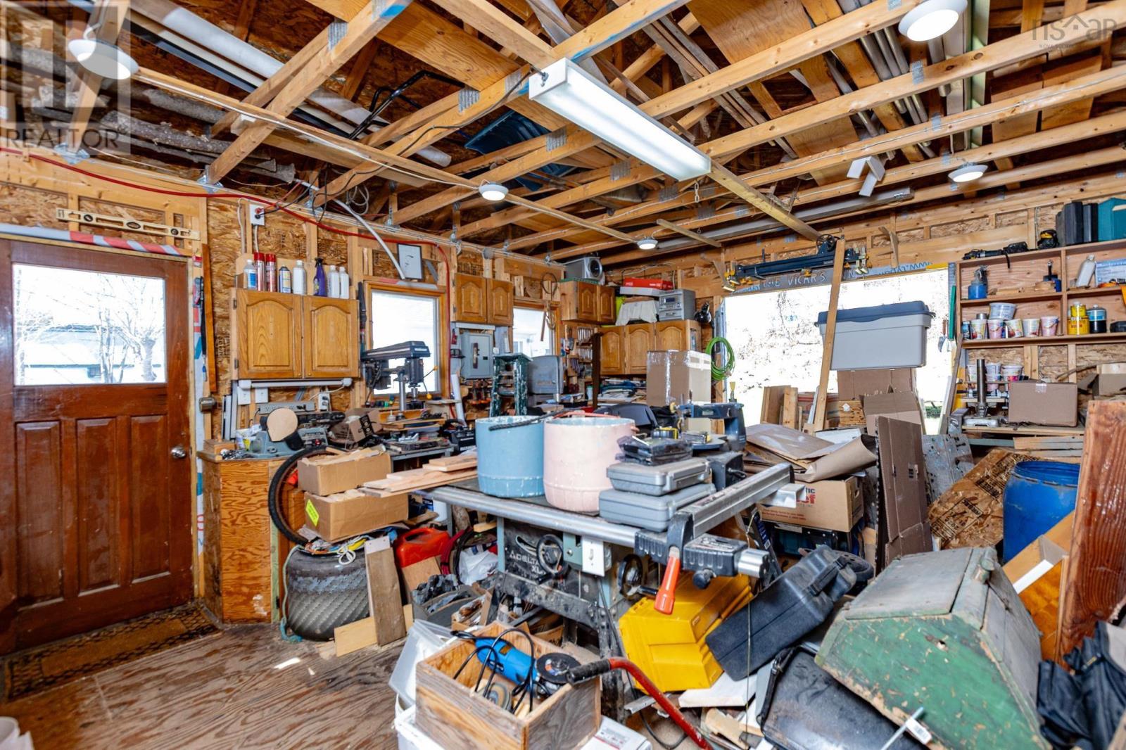 15 John Street Property Photo 36