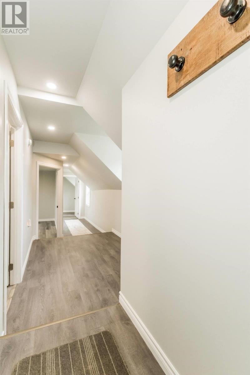 126 Commercial Street Property Photo 20