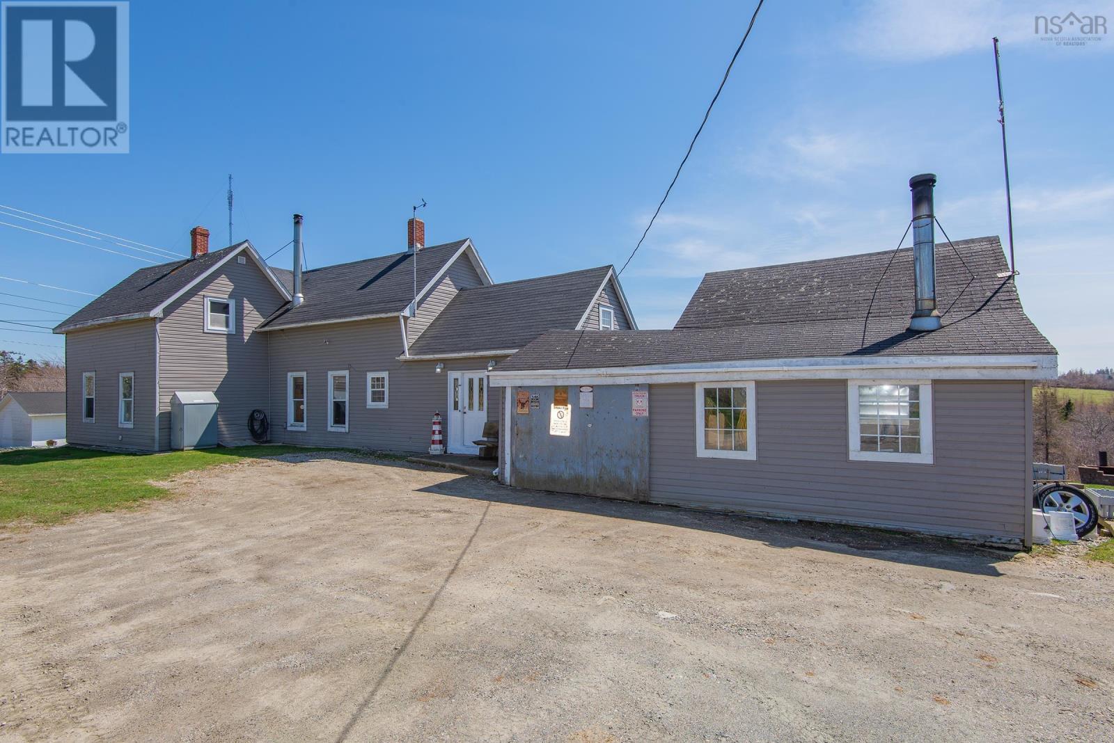 5 Strickland Road Property Photo 6