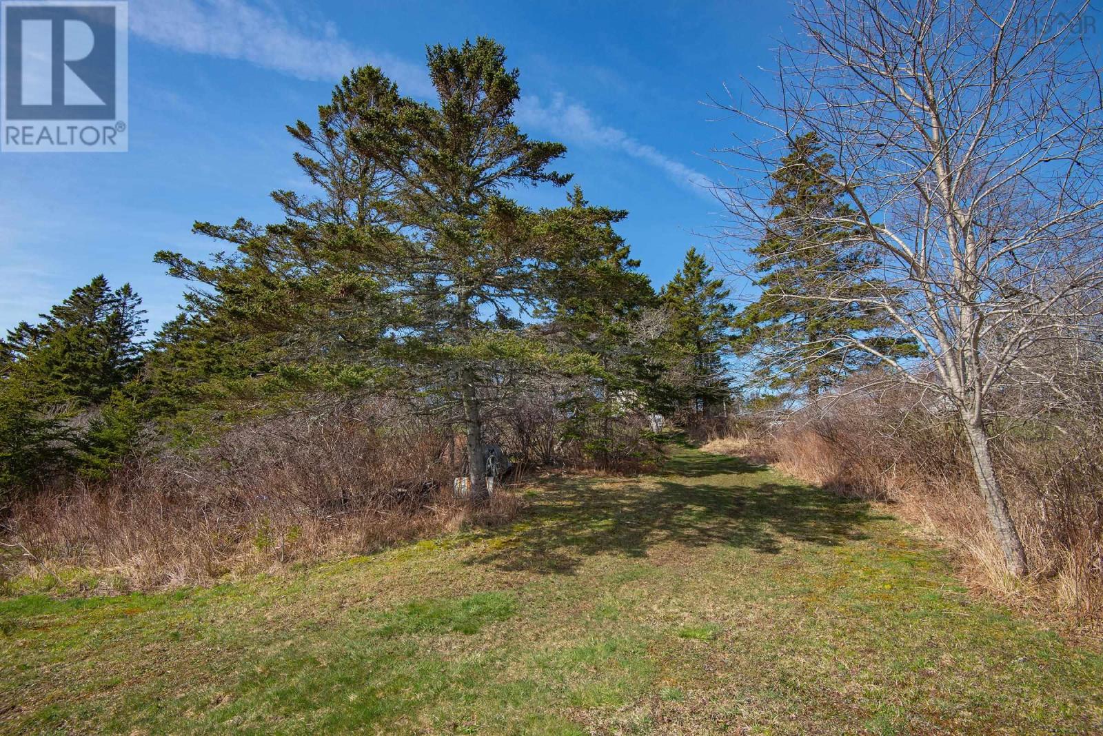 5 Strickland Road Property Photo 18