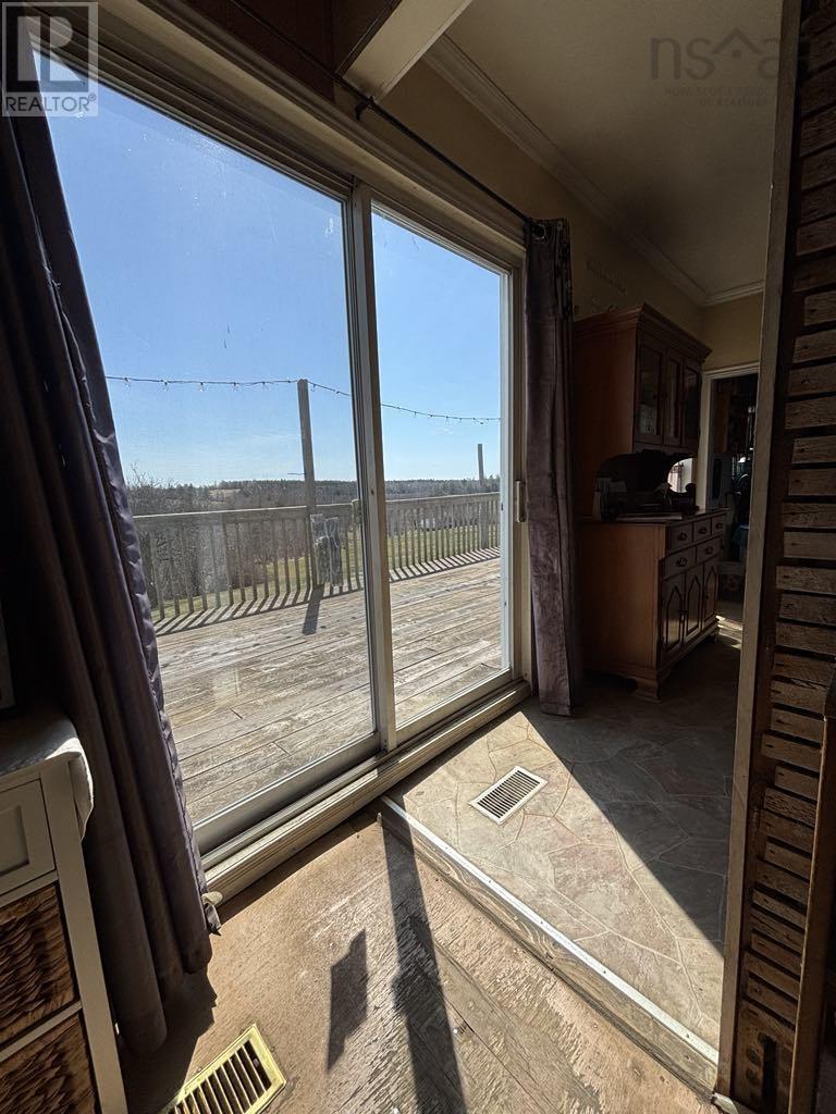 5 Strickland Road Property Photo 22