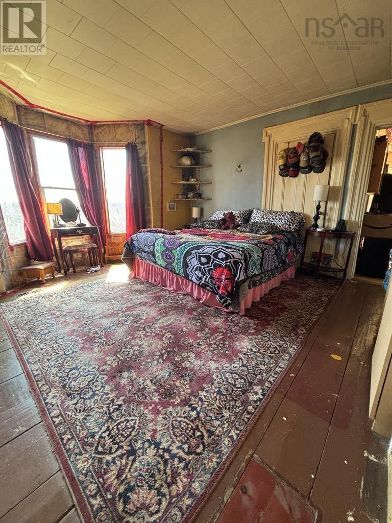 5 Strickland Road Property Photo 26
