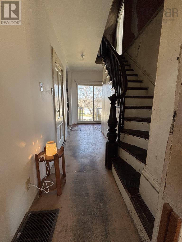 5 Strickland Road Property Photo 28
