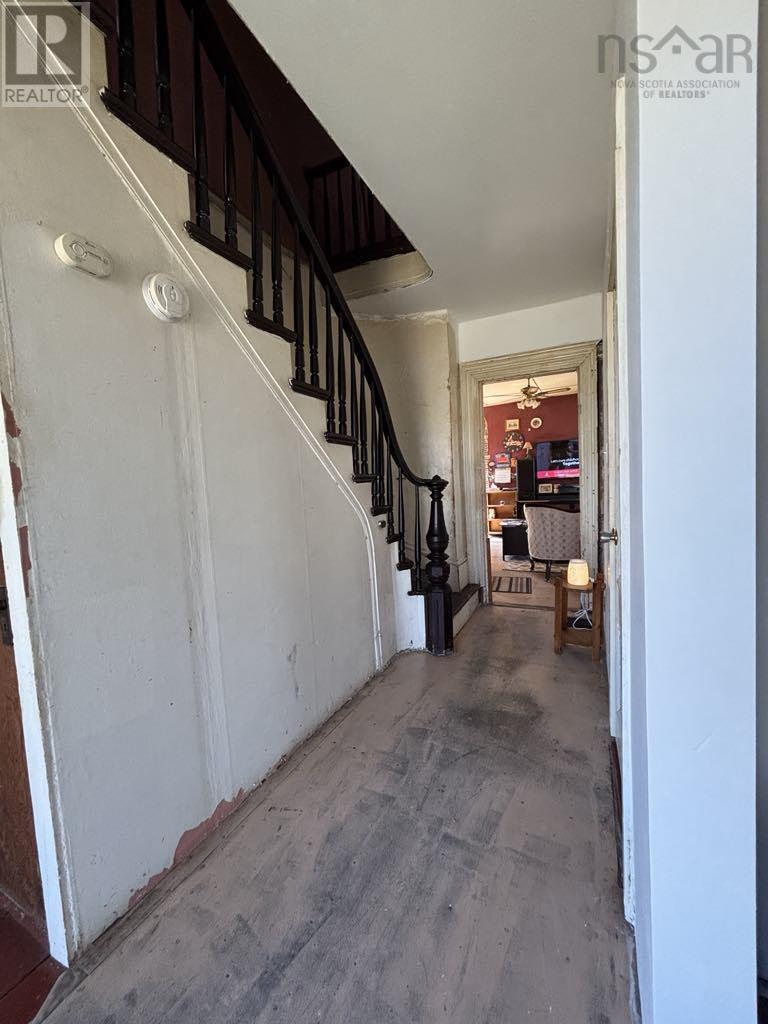 5 Strickland Road Property Photo 30