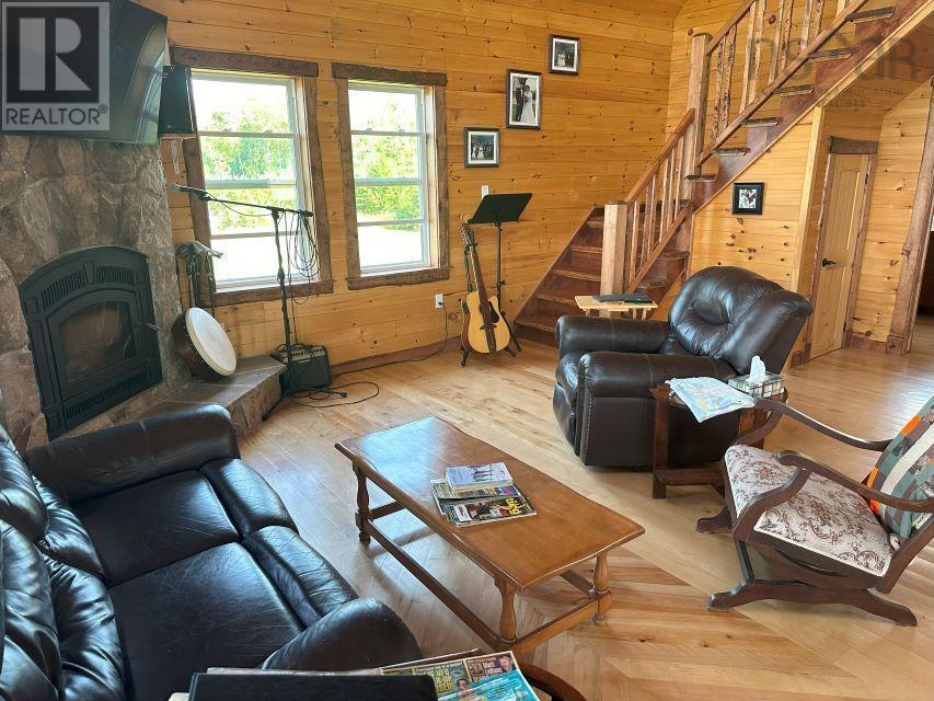 1648 Upper Glencoe Road Property Photo 10