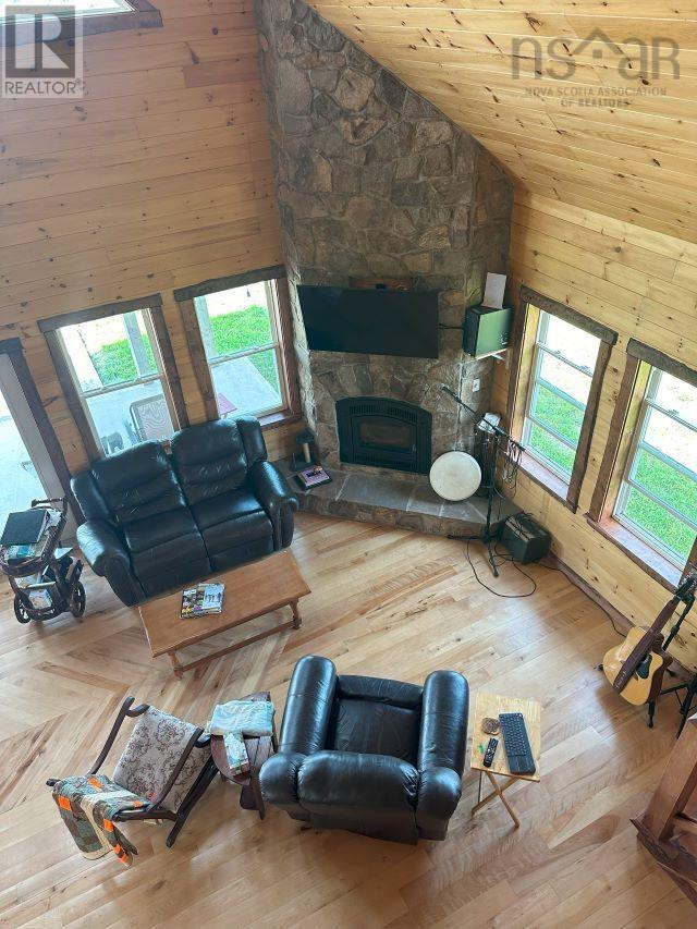 1648 Upper Glencoe Road Property Photo 13