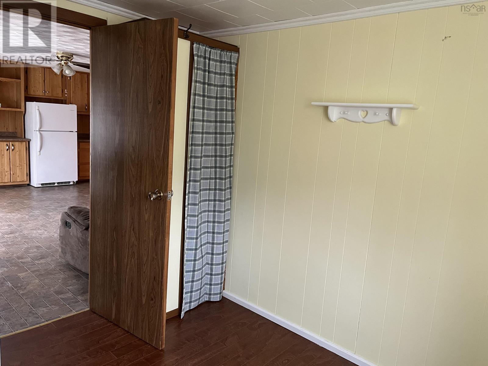 5886 Highway 2 Property Photo 21
