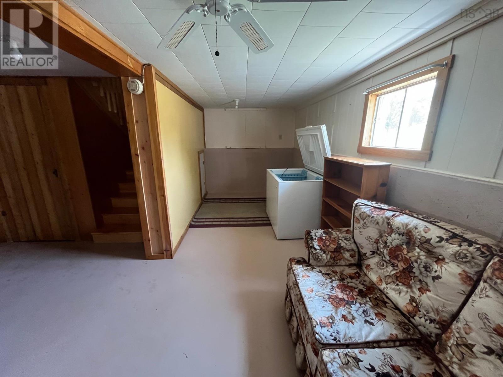 5886 Highway 2 Property Photo 26