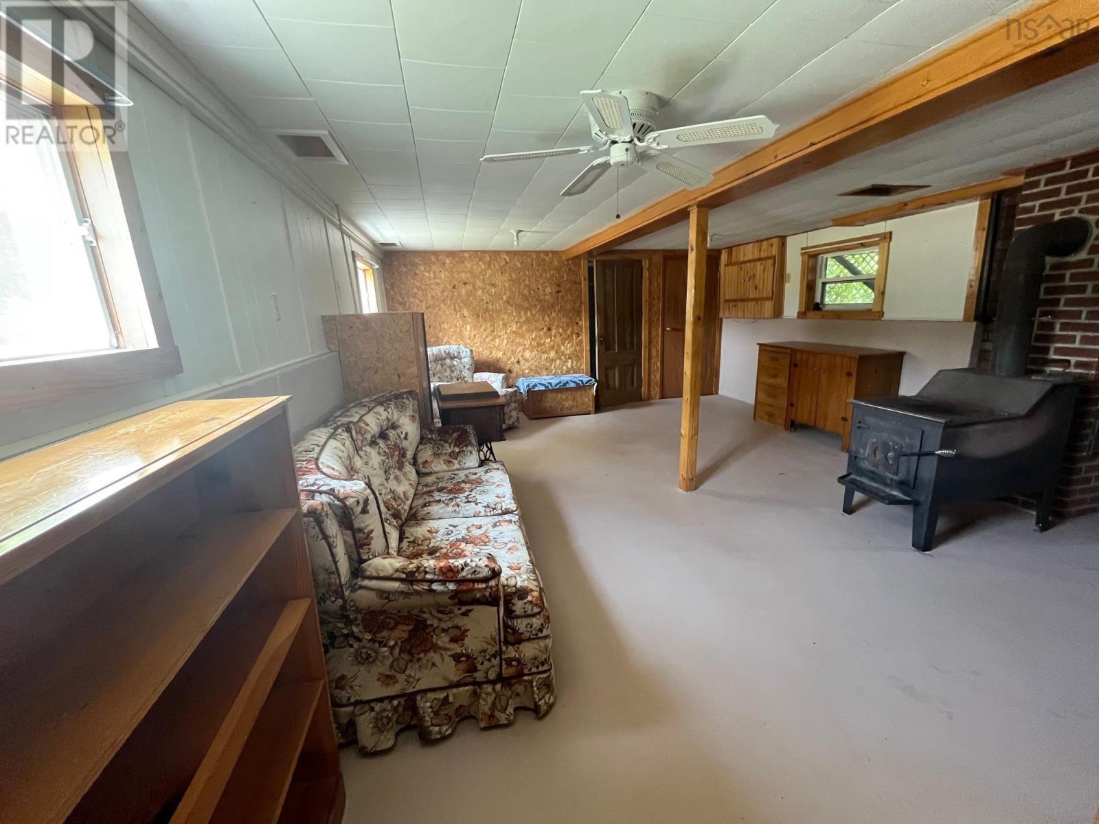 5886 Highway 2 Property Photo 28