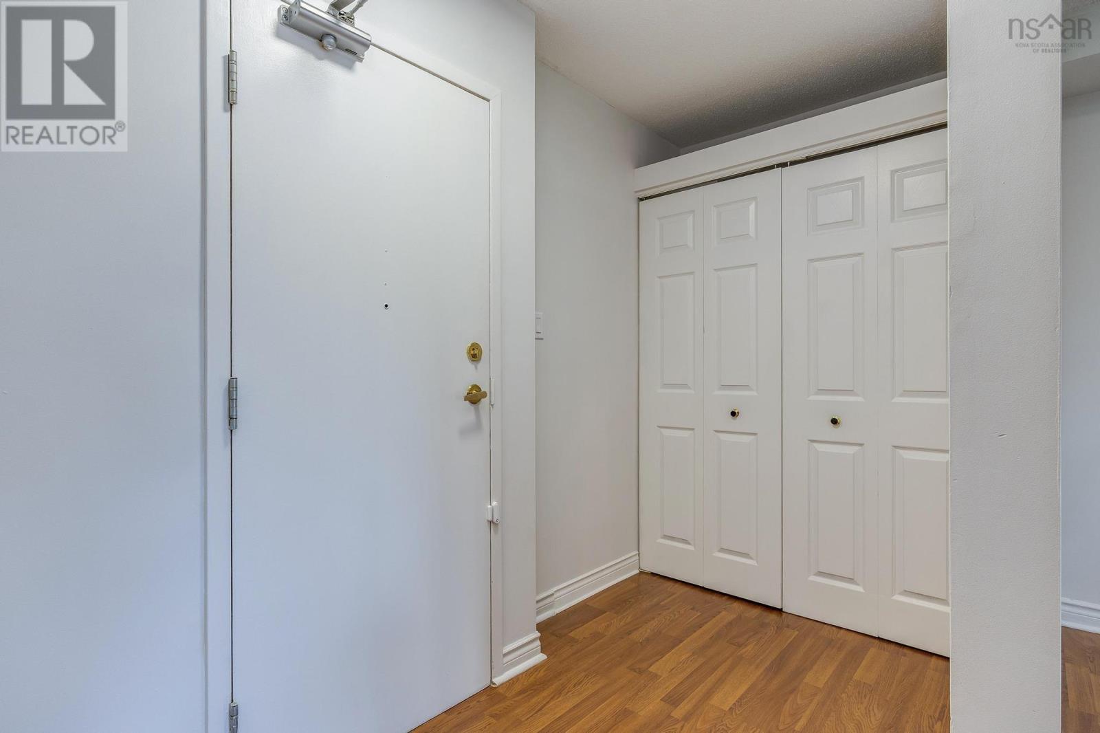 306 64 Cumberland Drive Property Photo 7