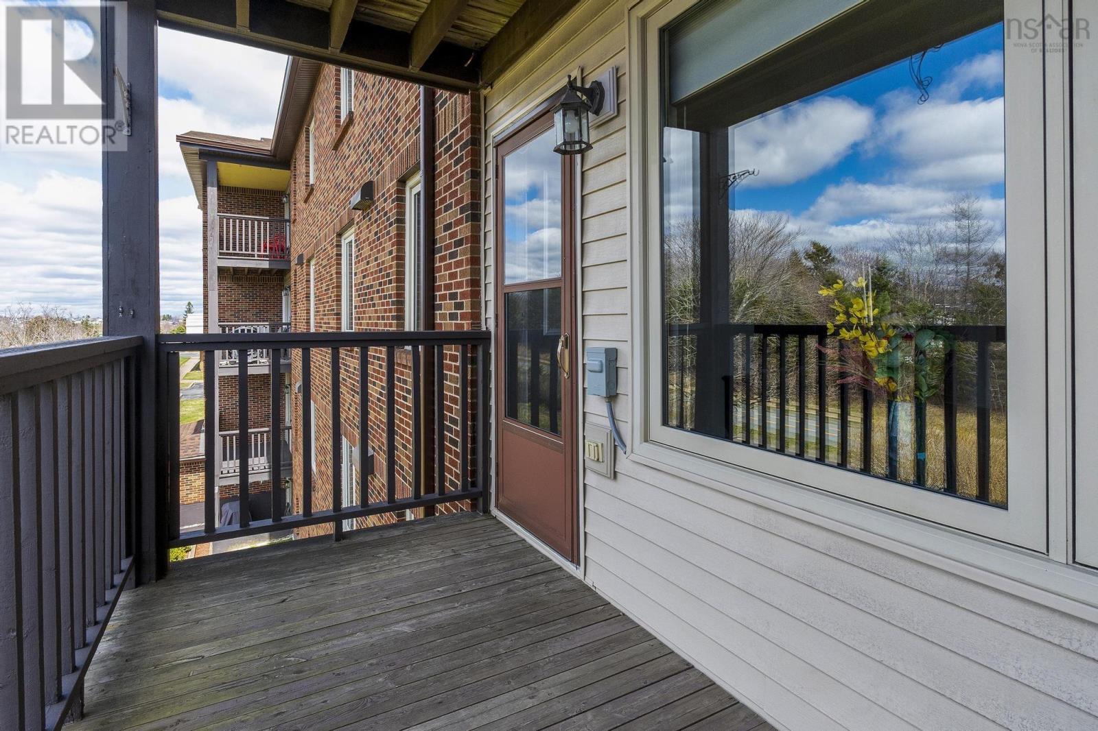 306 64 Cumberland Drive Property Photo 24