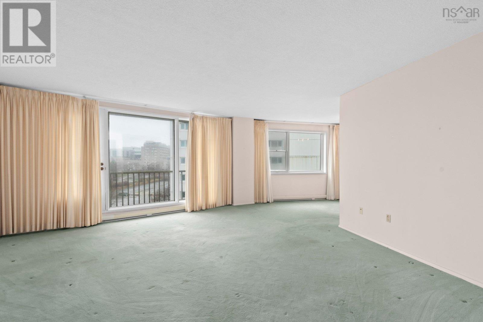 601 1074 Wellington Street Property Photo 5