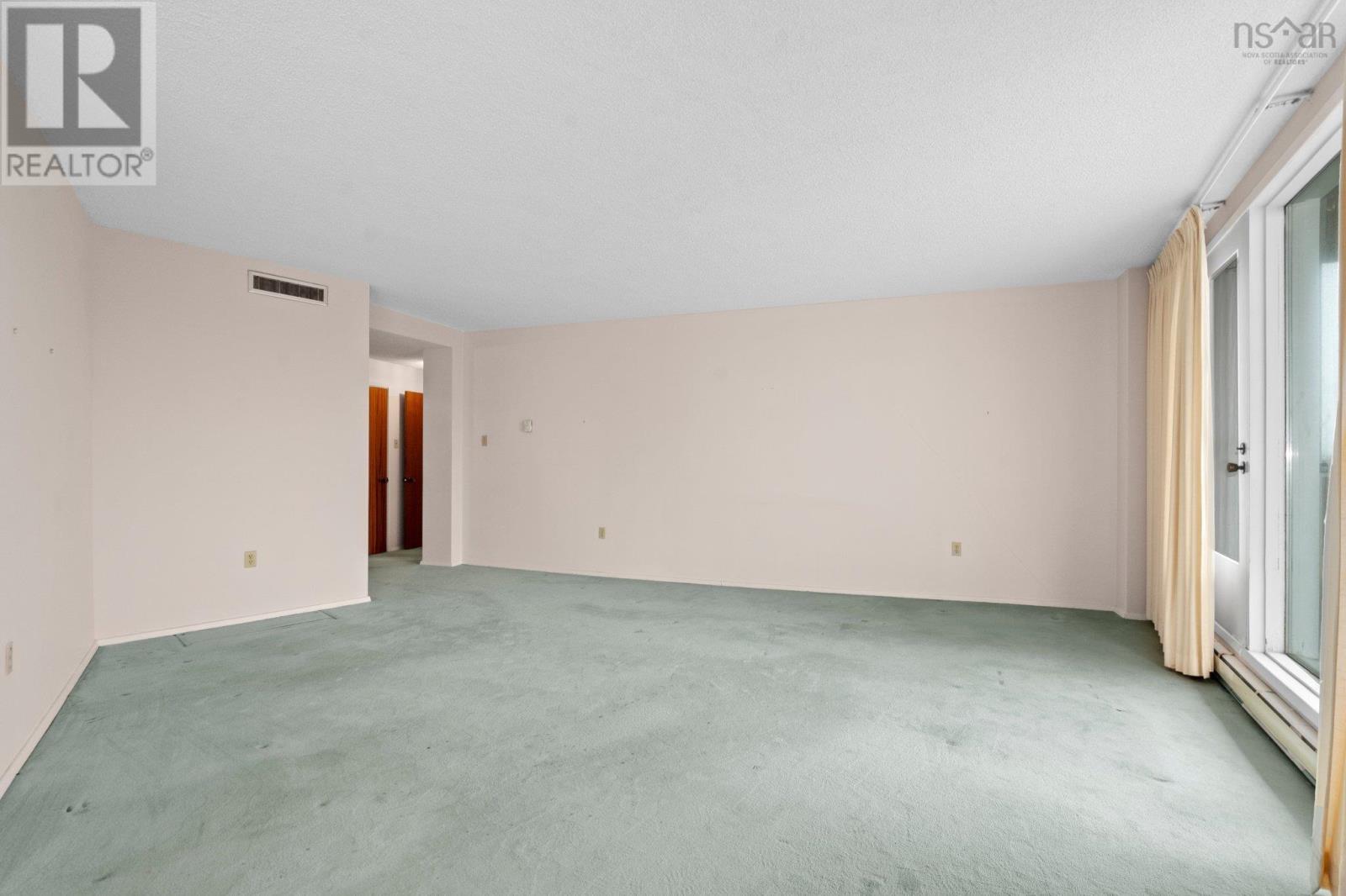 601 1074 Wellington Street Property Photo 8