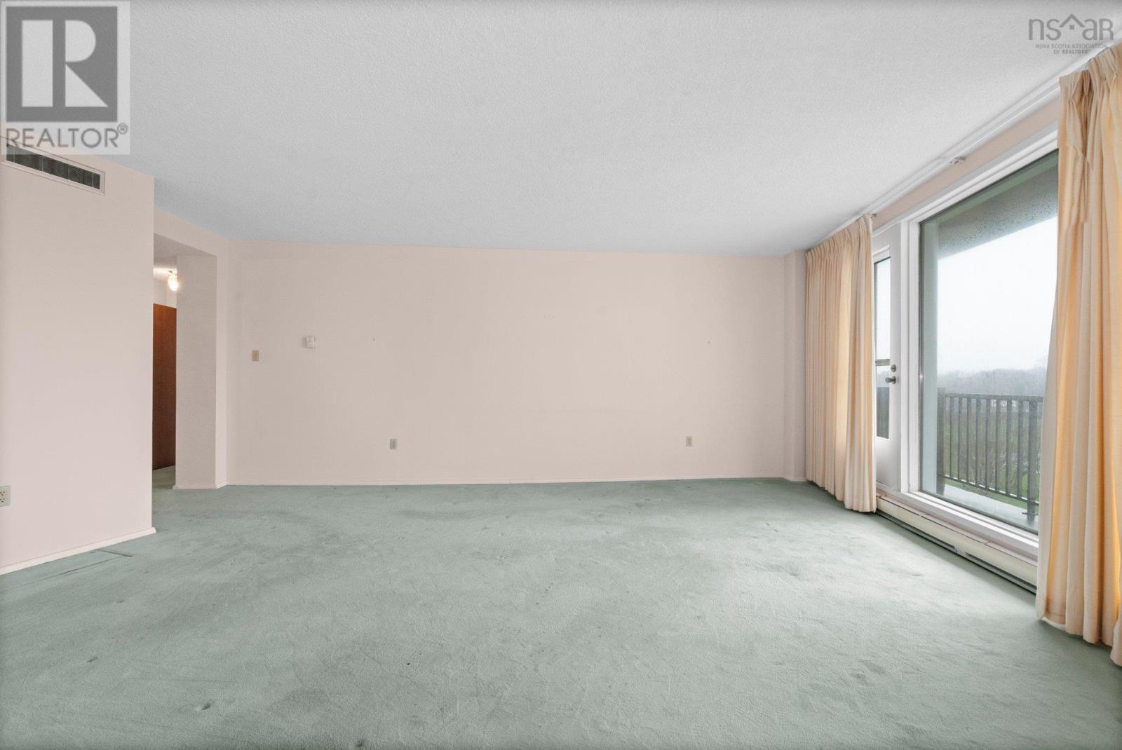 601 1074 Wellington Street Property Photo 9