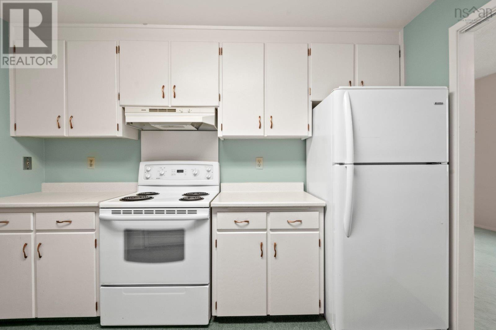 601 1074 Wellington Street Property Photo 15