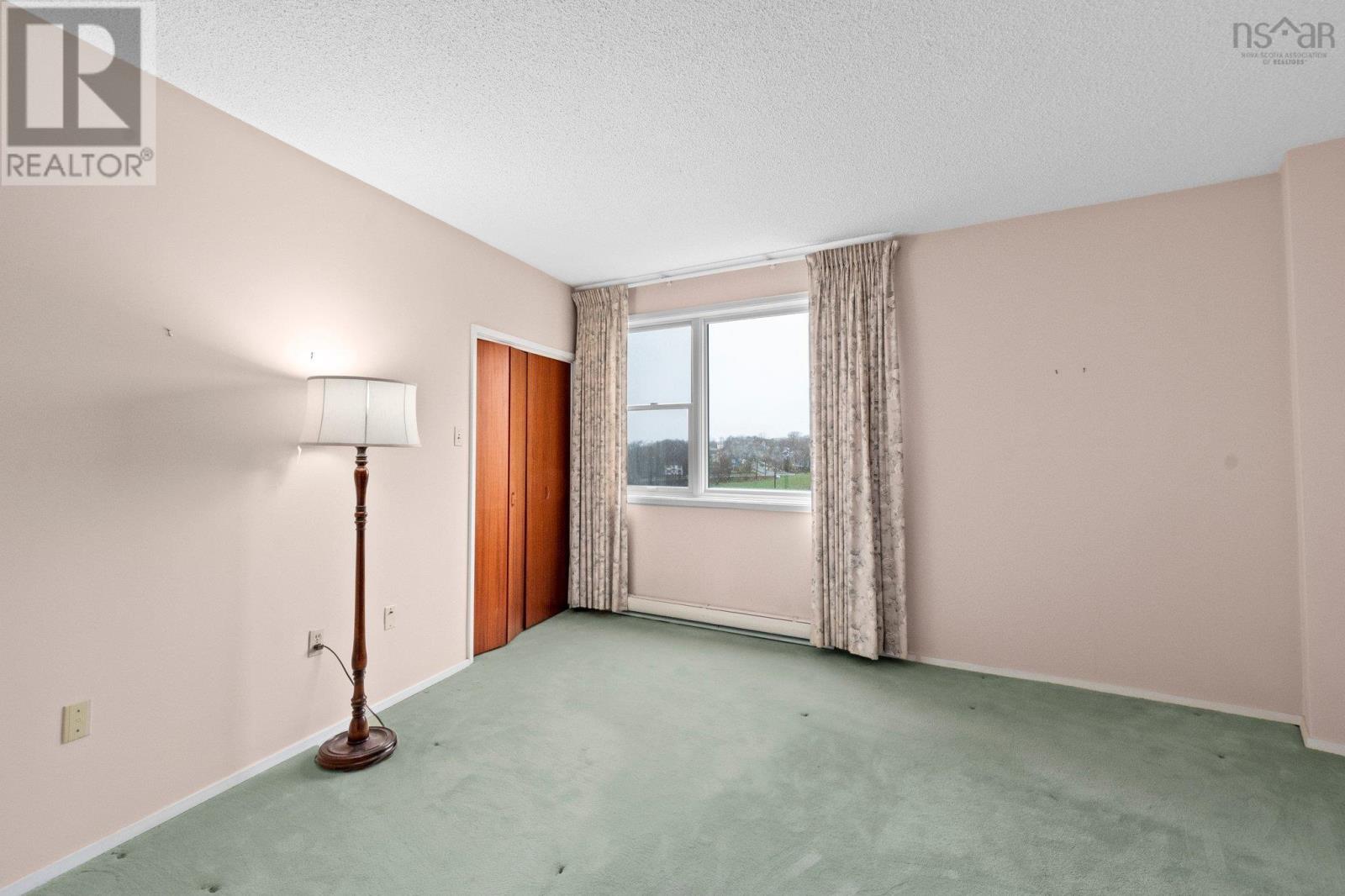 601 1074 Wellington Street Property Photo 21