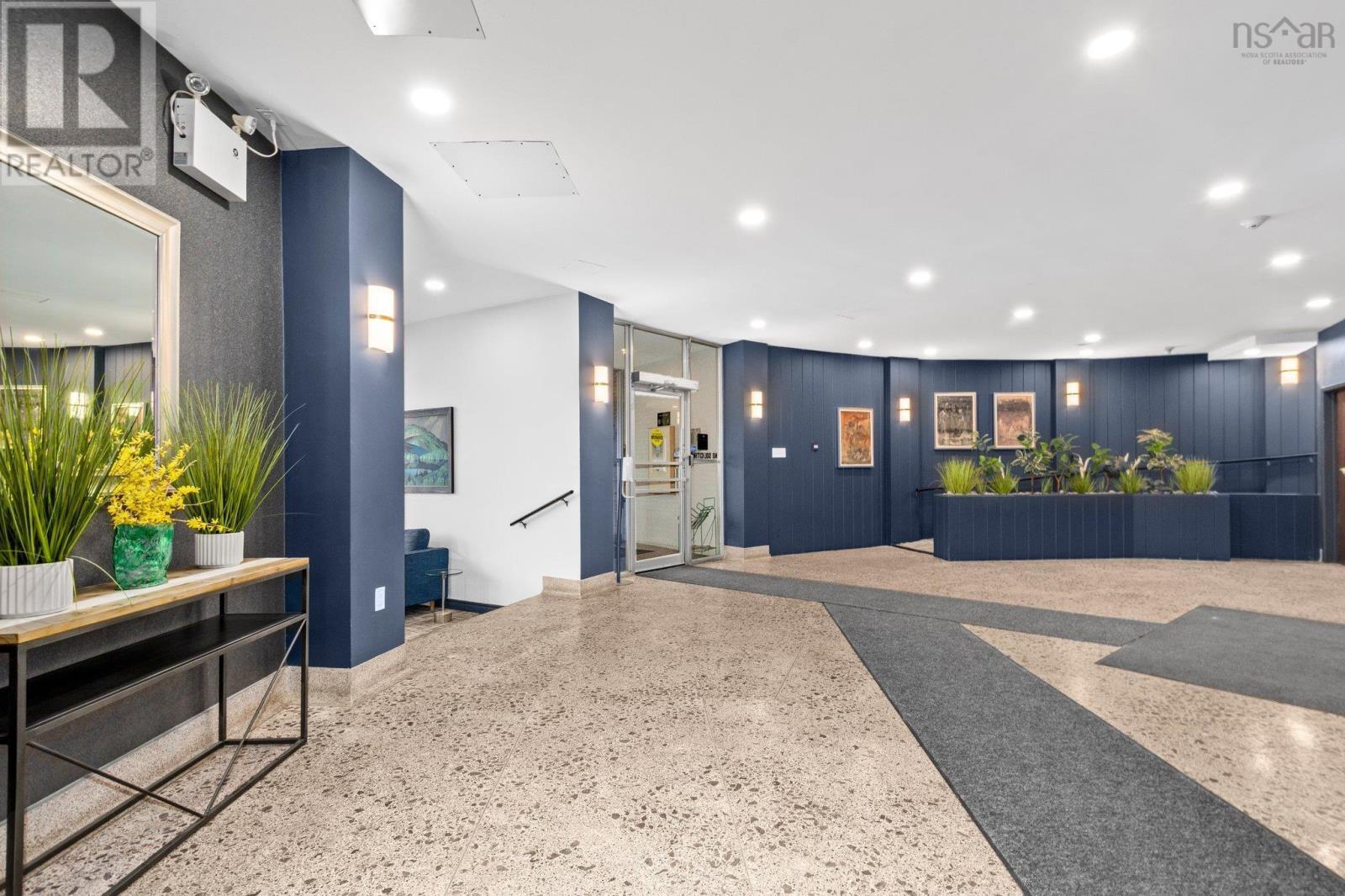601 1074 Wellington Street Property Photo 33