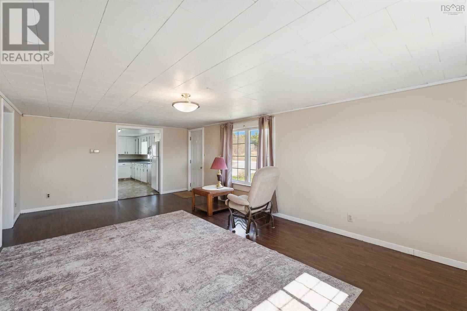 3955 Shore Road W Property Photo 28