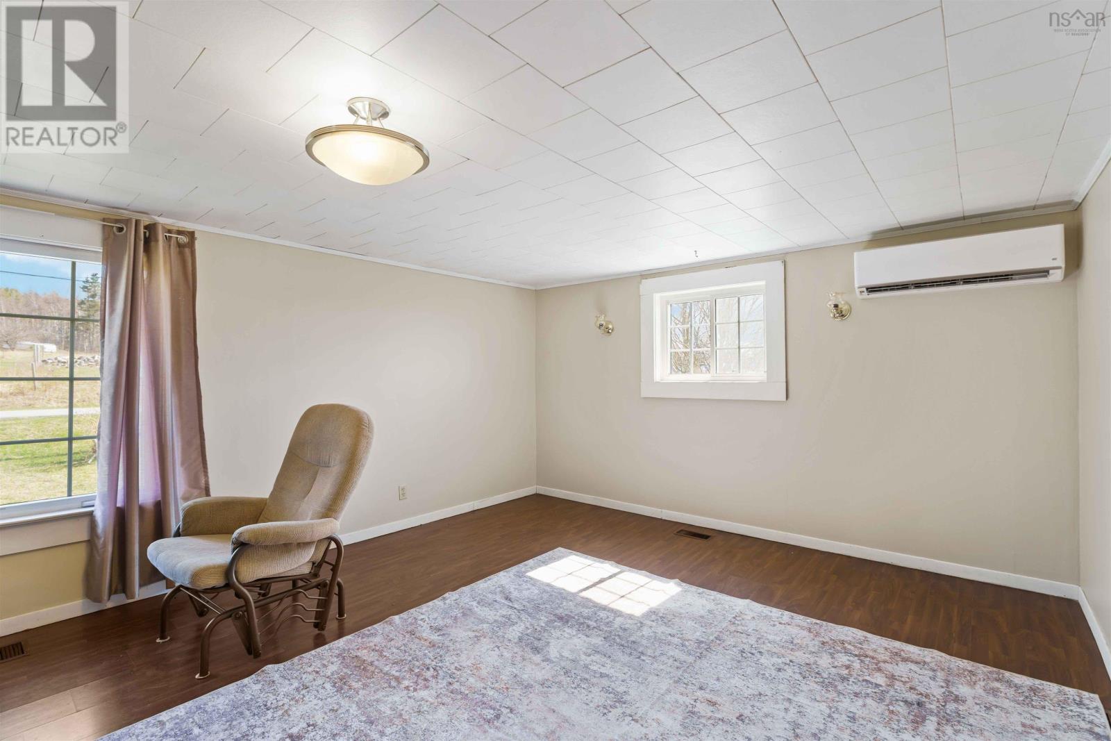 3955 Shore Road W Property Photo 29