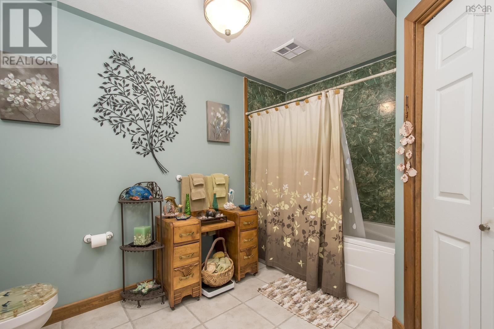 8963/8965 201 Highway Property Photo 10