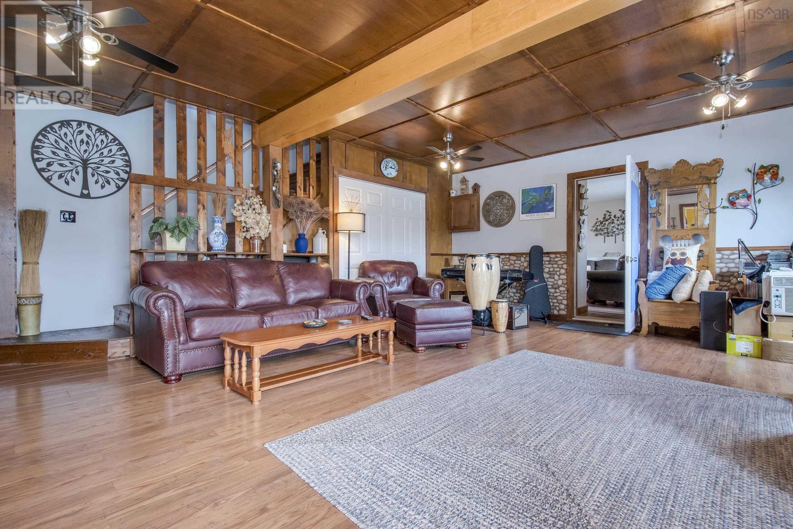 8963/8965 201 Highway Property Photo 12