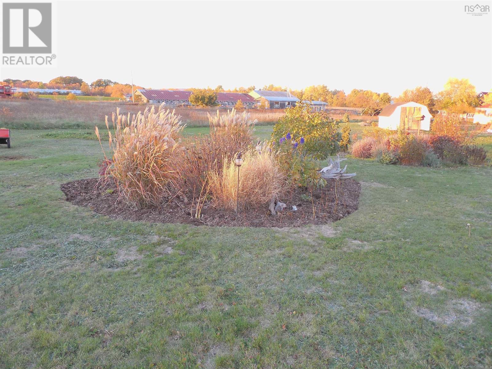 8963/8965 201 Highway Property Photo 42