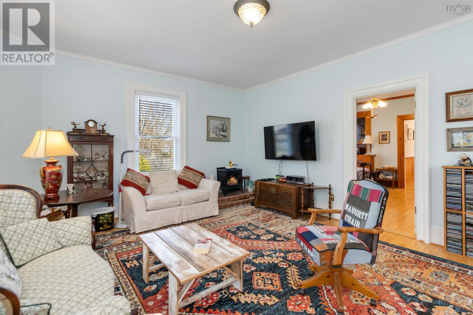23 Pleasant Street Property Photo 14