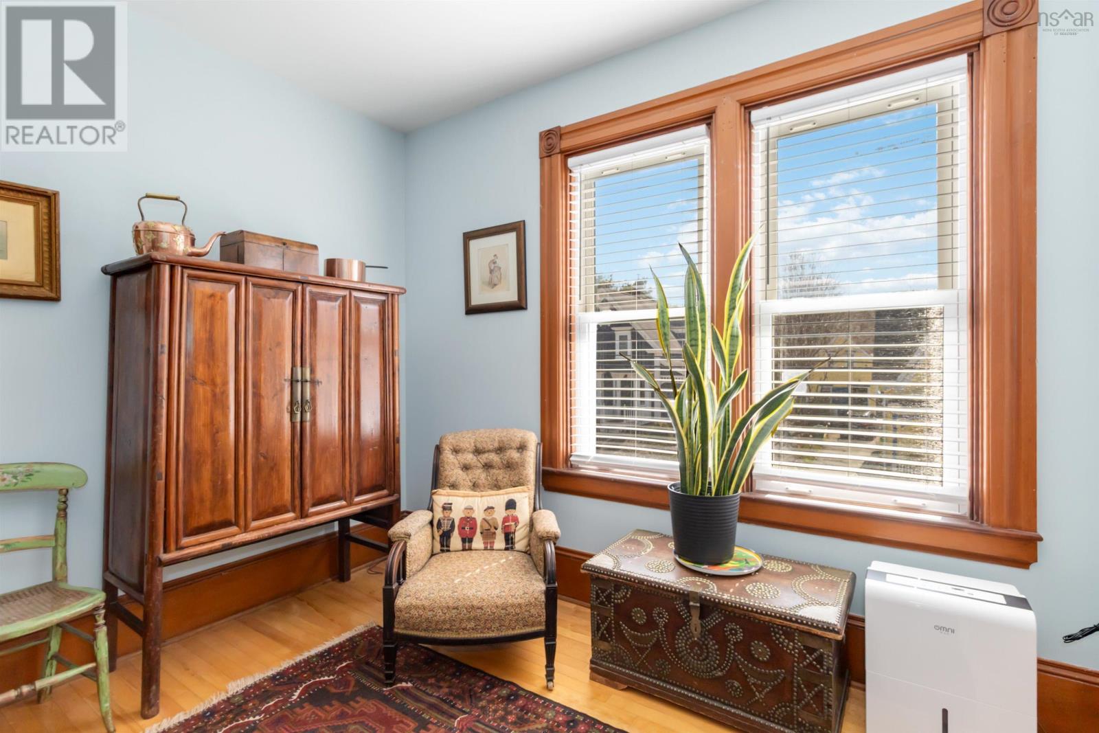 23 Pleasant Street Property Photo 25