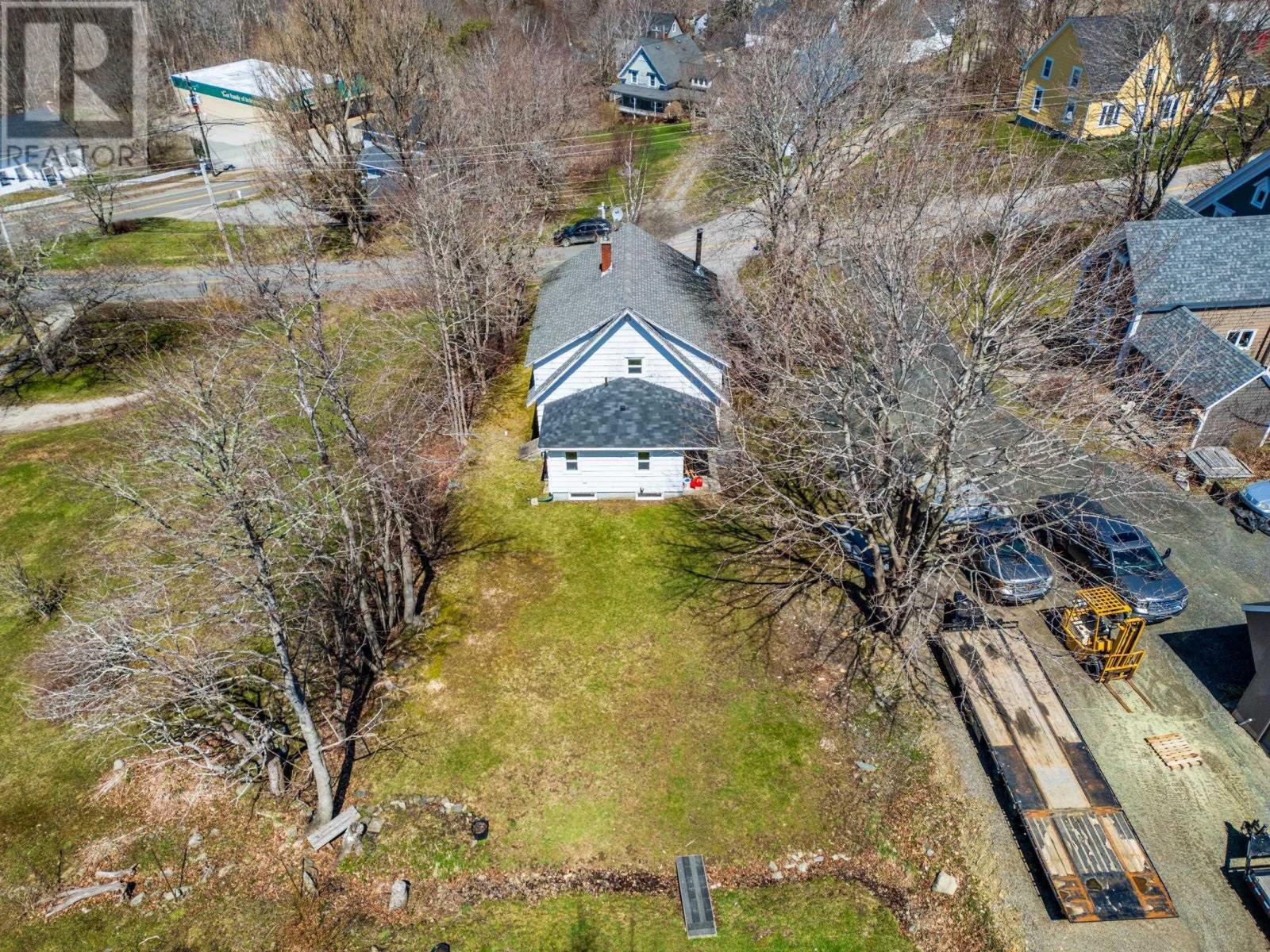 16 Weymouth Falls Road Property Photo 46